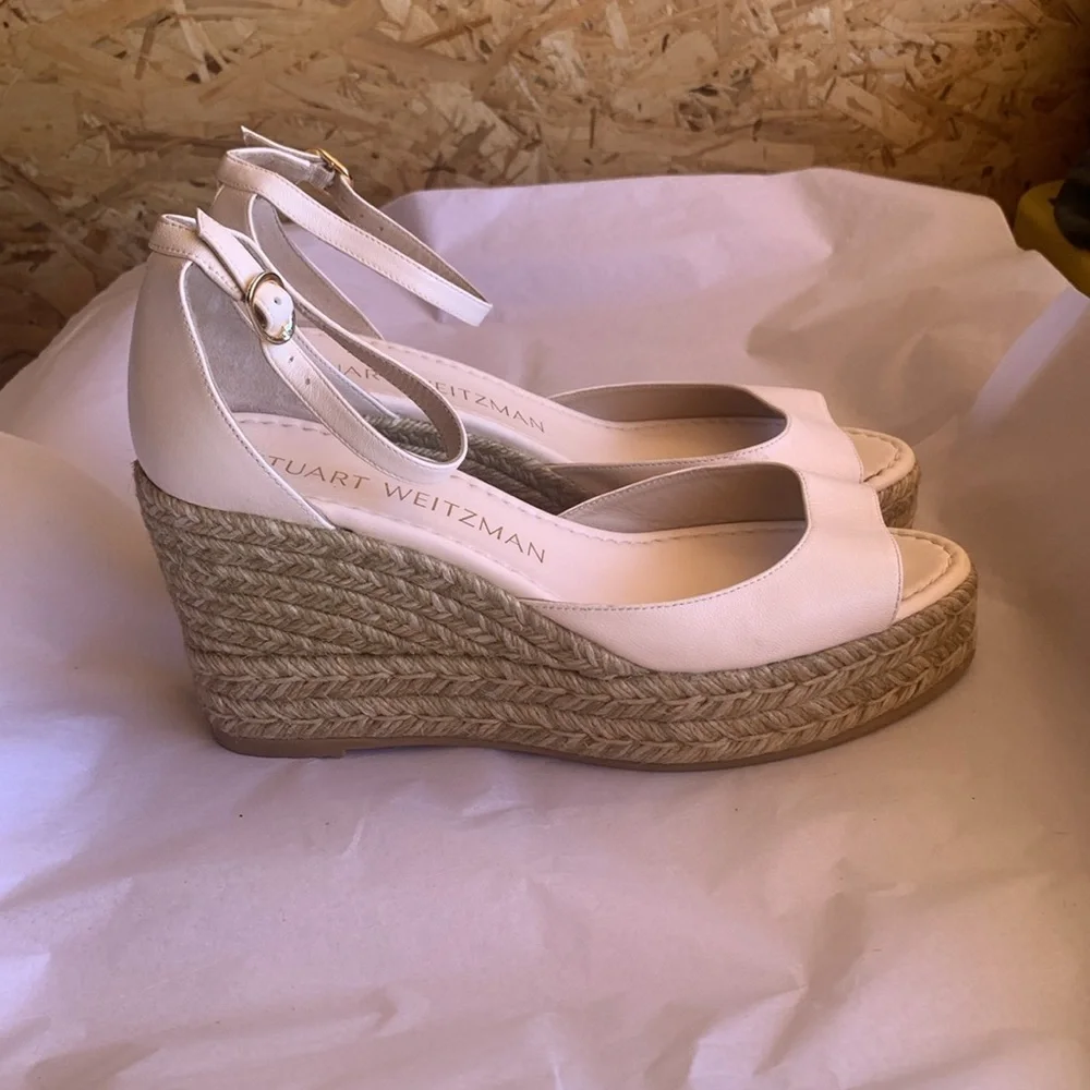 NWOT Stuart Weitzman Nudistia Espadrille Wedge Platforms in off White Size 9